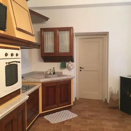 Mini Habitat Monte Santa Maria 몬테 산타 마리아 티베리나