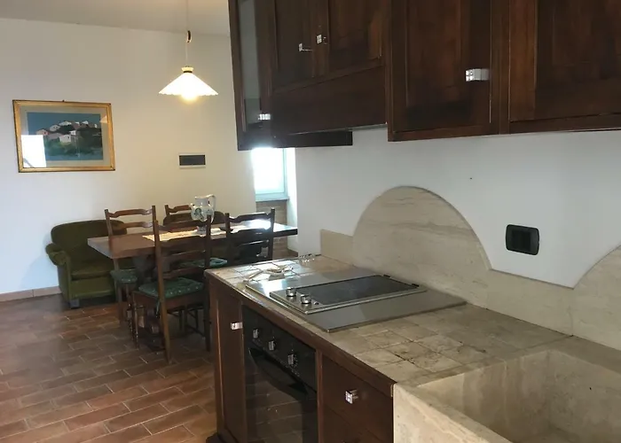 Mini Habitat Monte Santa Maria 몬테 산타 마리아 티베리나