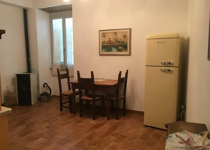 Mini Habitat Monte Santa Maria 몬테 산타 마리아 티베리나